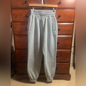 Boxraw- grey cuffed sweatpants with zipper pockets - medium